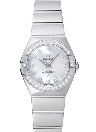 �R���X�e���[�V���� �u���b�V�� �N�H�[�c 123.15.24.60.55.001